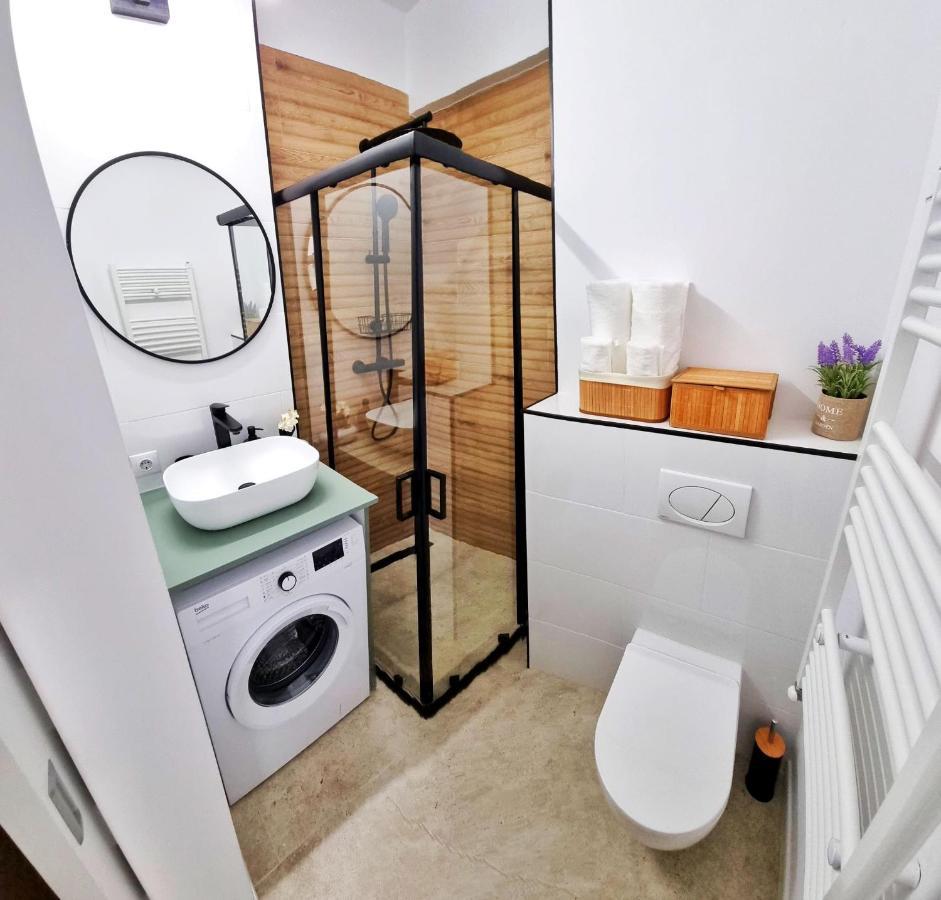 Beta Studio Langa Iulius Mall Клуж-Напока Экстерьер фото